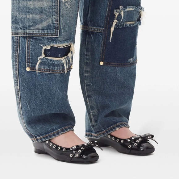 Ganni Black Eyelet Bow Flats - Picture 6 of 8